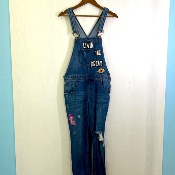 Forever 21 - Livin The Dream Patchwork Distressed Overalls Size 28 - Picture 10 of 15
